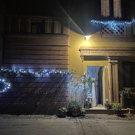 시에나 La Torre Di Caprera 아파트 외부 사진